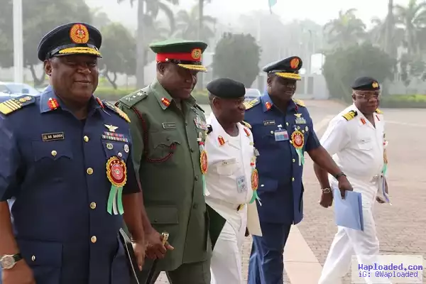 Buhari Orders EFCC To Probe Ex Service Chiefs, Other Serving & Ex Military Leaders